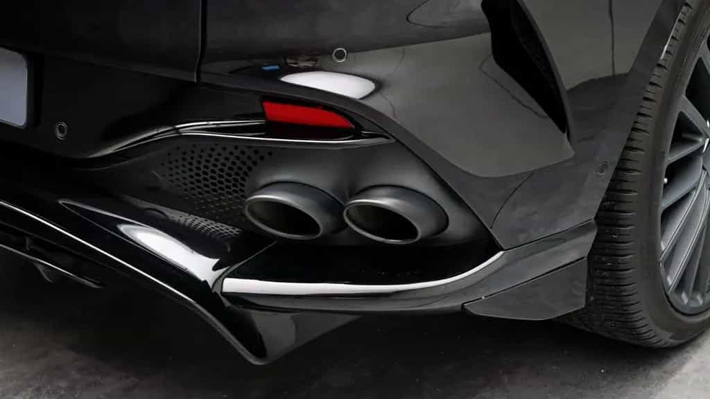 Aston Martin DBX 4.0 V8 707, Carbon, Sitzbelüft, AHK, Pano 02/2023-photo-26