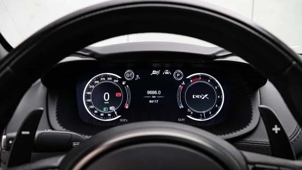 Aston Martin DBX 4.0 V8 707, Carbon, Sitzbelüft, AHK, Pano 02/2023-photo-28