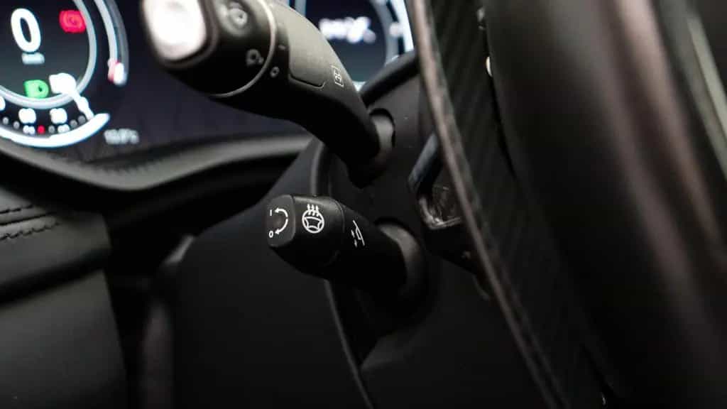 Aston Martin DBX 4.0 V8 707, Carbon, Sitzbelüft, AHK, Pano 02/2023-photo-30