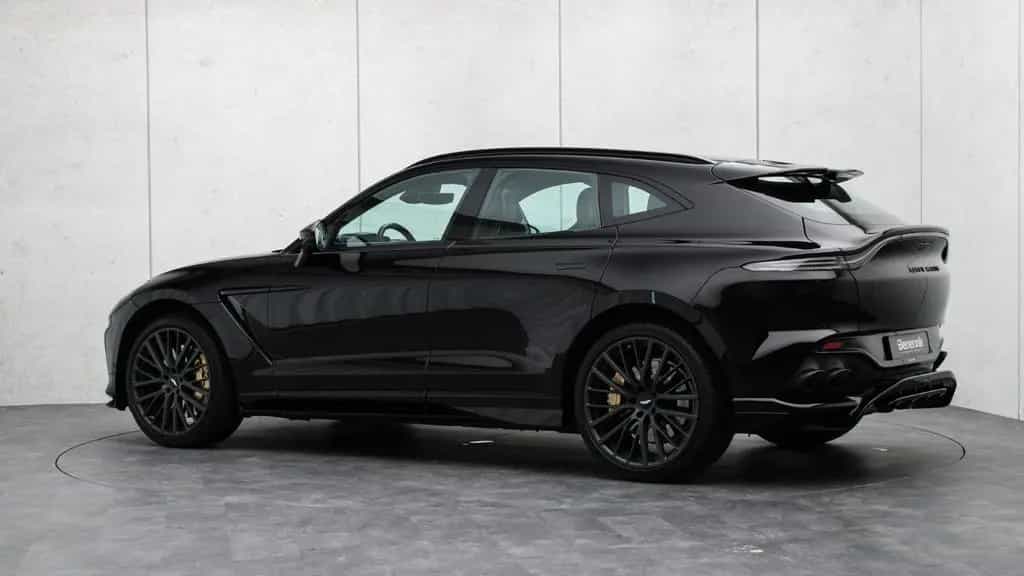 Aston Martin DBX 4.0 V8 707, Carbon, Sitzbelüft, AHK, Pano 02/2023-photo-36