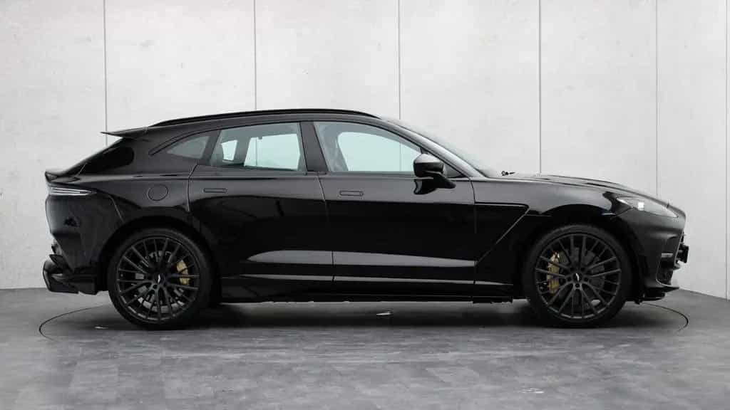 Aston Martin DBX 4.0 V8 707, Carbon, Sitzbelüft, AHK, Pano 02/2023-photo-39