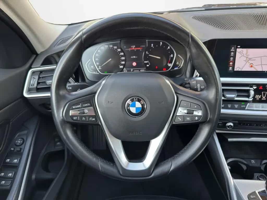BMW 320 d Touring Leder/Laser/Keyless/AHK/360°/HuD 08/2020-photo-14
