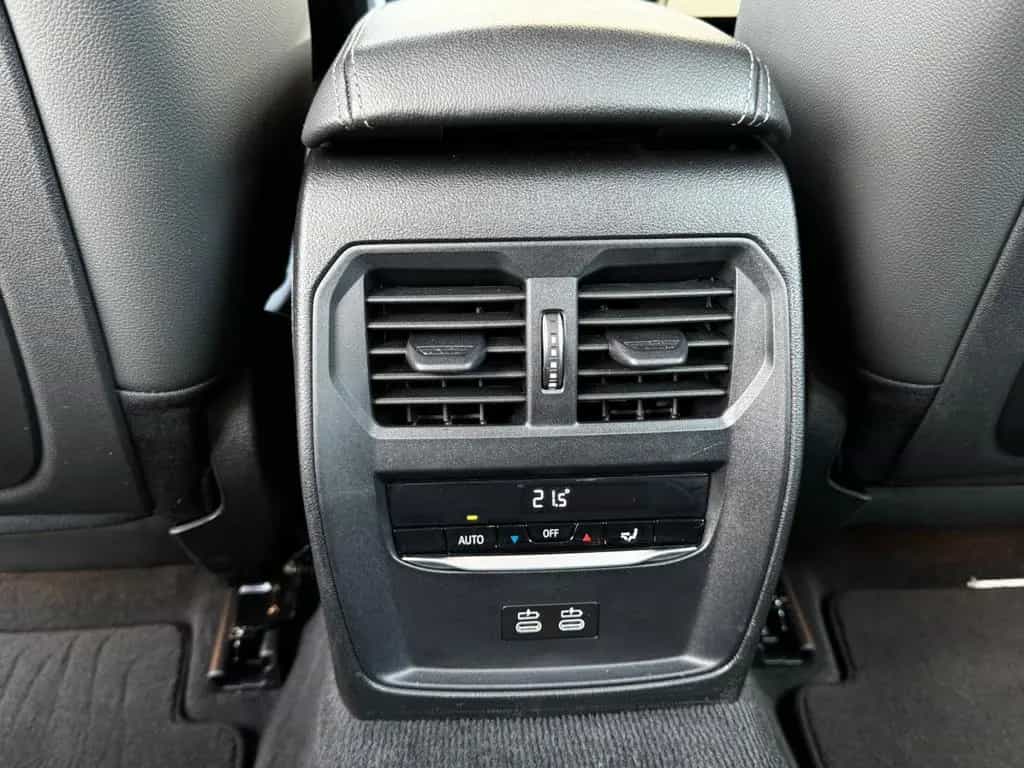 BMW 320 d Touring Leder/Laser/Keyless/AHK/360°/HuD 08/2020-photo-19