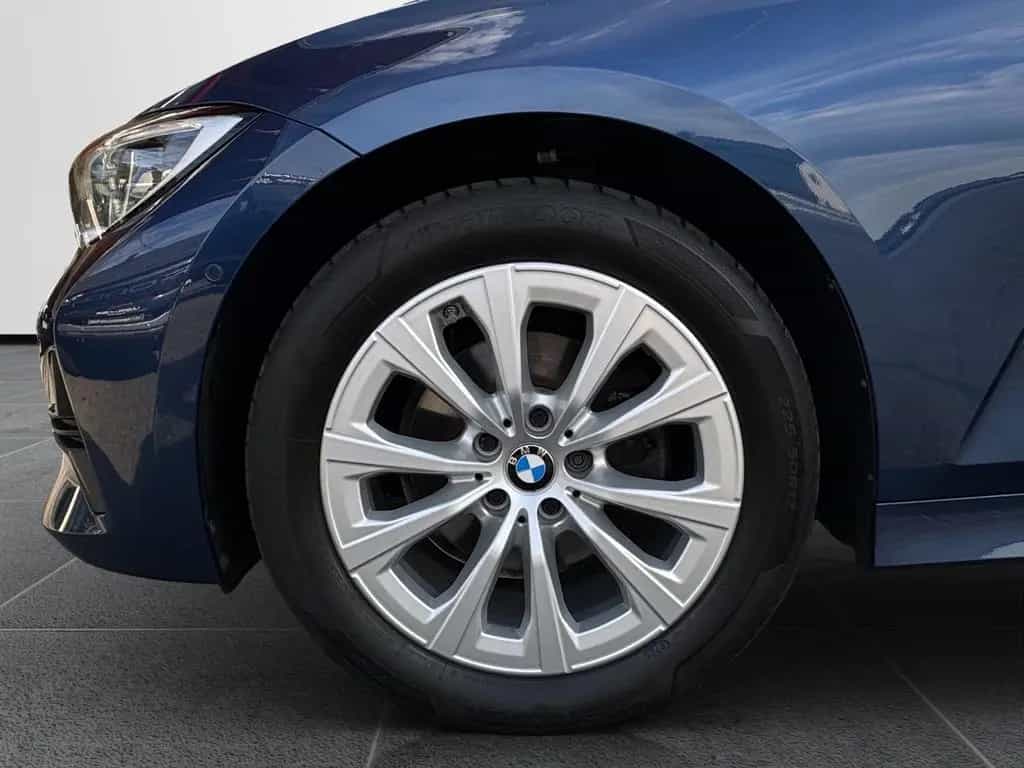 BMW 320 d Touring Leder/Laser/Keyless/AHK/360°/HuD 08/2020-photo-25