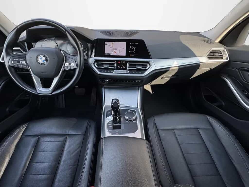 BMW 320 d Touring Leder/Laser/Keyless/AHK/360°/HuD 08/2020-photo-3