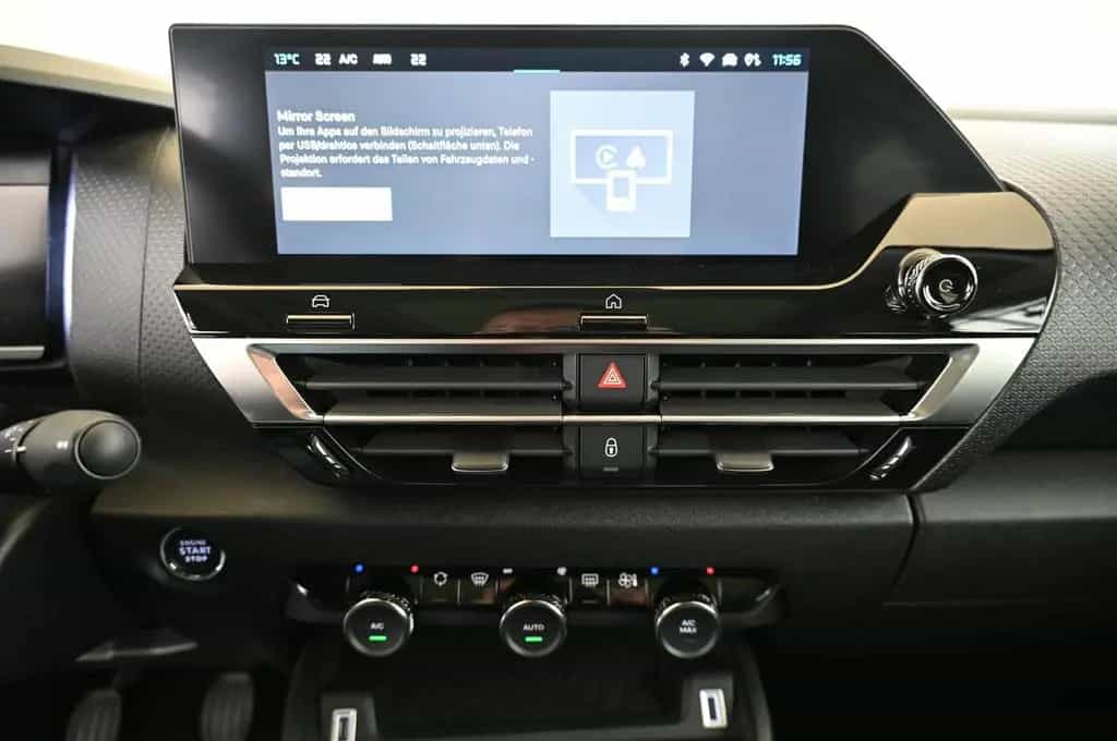 Citroën C4 1.2 PT 130 MAX LED/NAVI/SOUND-PAKET/PANO/H-UP 03/2024-photo-20