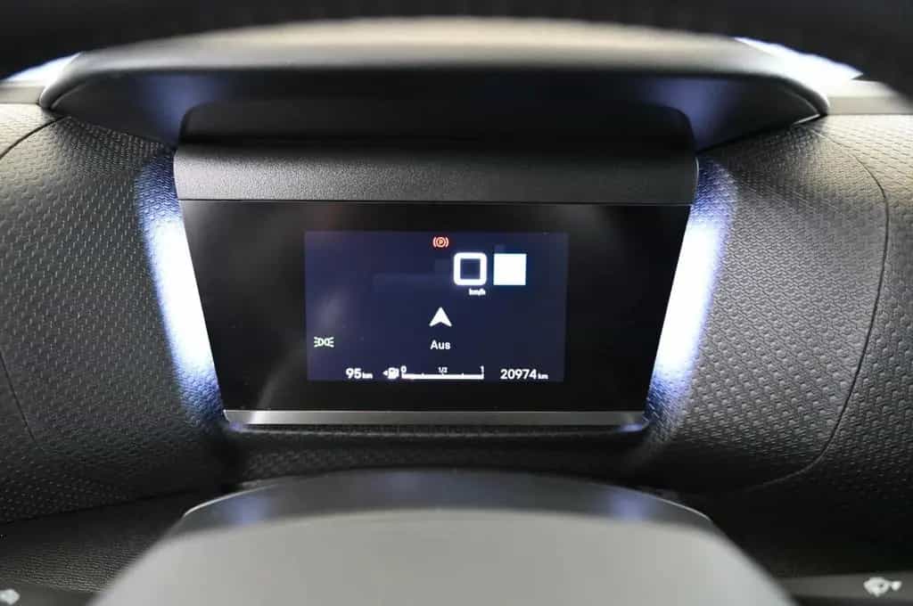 Citroën C4 1.2 PT 130 MAX LED/NAVI/SOUND-PAKET/PANO/H-UP 03/2024-photo-33