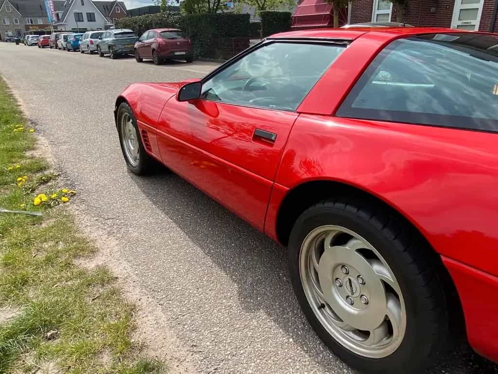 Corvette C4 Targa  LT1 Top gepflegt Rostfrei 07/1996-photo-9