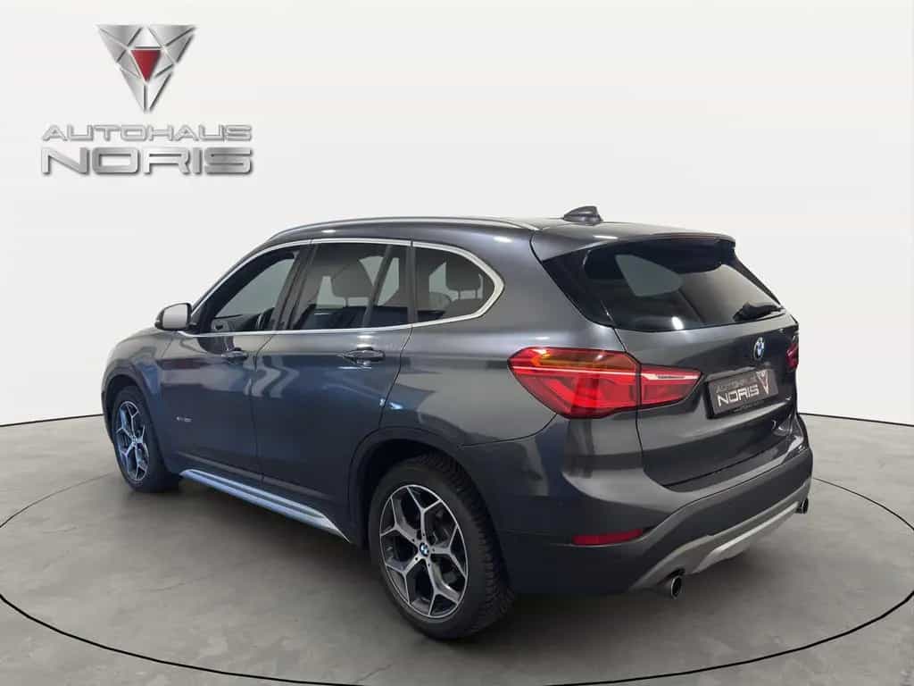 BMW X1 xDrive 20 i xLine *NAVI*LED*INDIVIDUAL*KAMERA 02/2016-photo-4