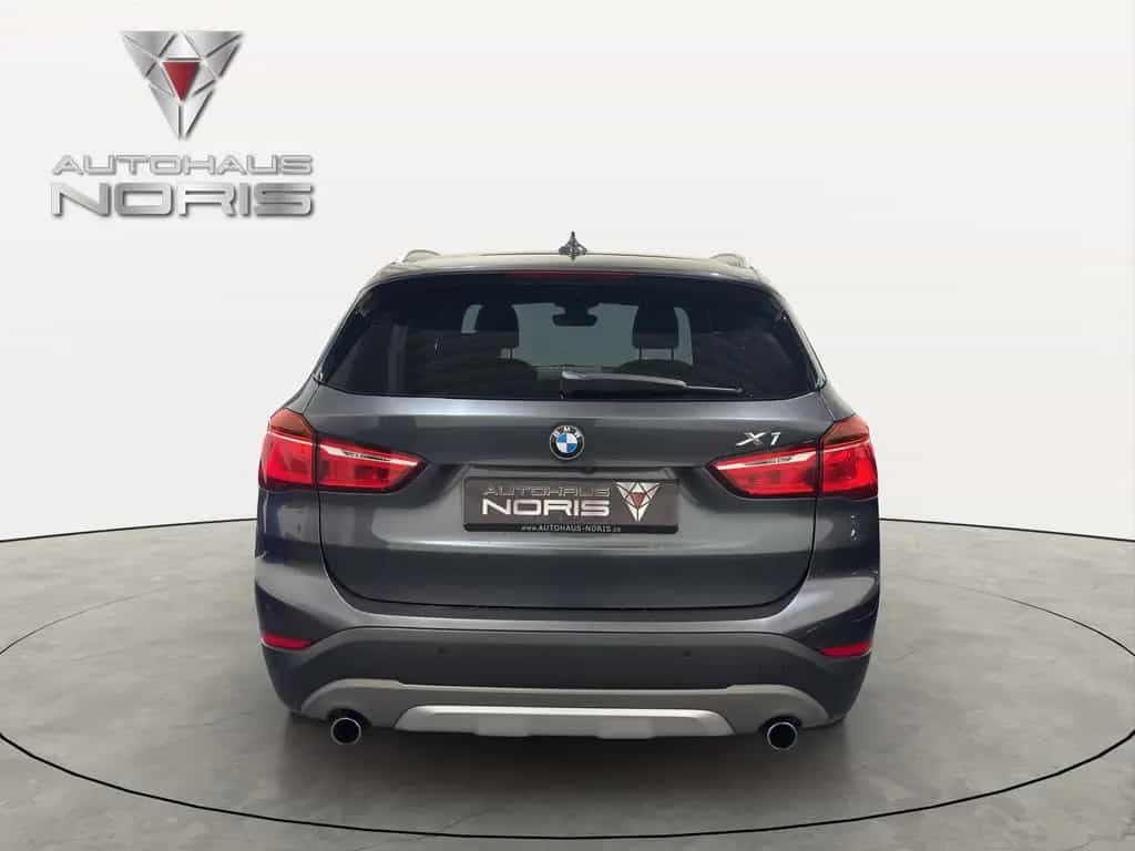 BMW X1 xDrive 20 i xLine *NAVI*LED*INDIVIDUAL*KAMERA 02/2016-photo-8