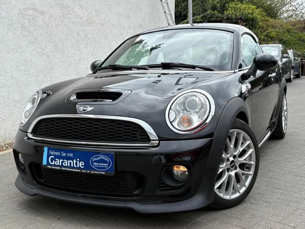 MINI Cooper SD Coupé -JohnCooperWorks- 06/2013-photo-0