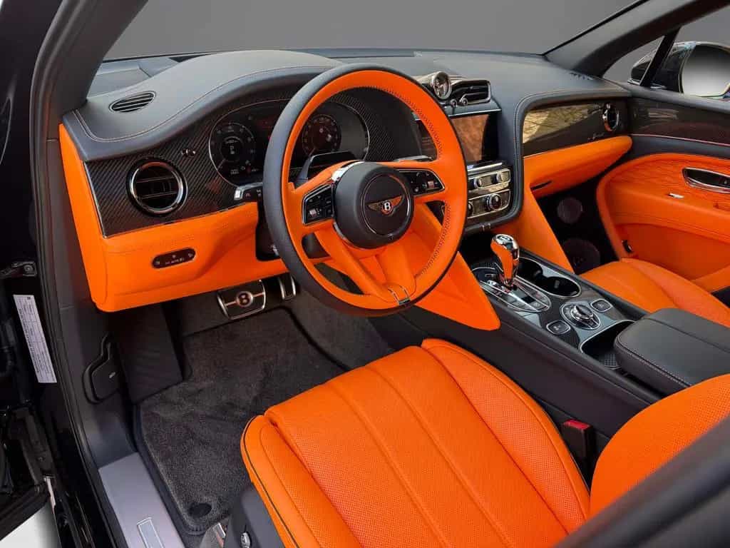Bentley Bentayga V8 SPEED - AKRAPOVIC - CARBON BREMSEN null-photo-10