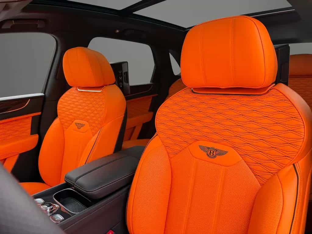 Bentley Bentayga V8 SPEED - AKRAPOVIC - CARBON BREMSEN null-photo-12