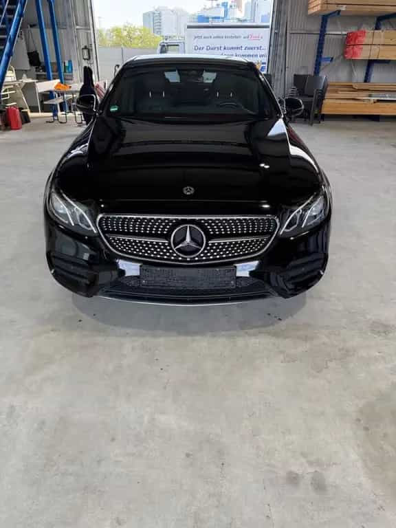 Mercedes-Benz E-Class 350 E AMG Line 05/2018-photo-2