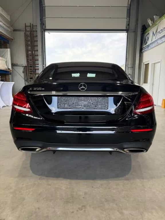 Mercedes-Benz E-Class 350 E AMG Line 05/2018-photo-6