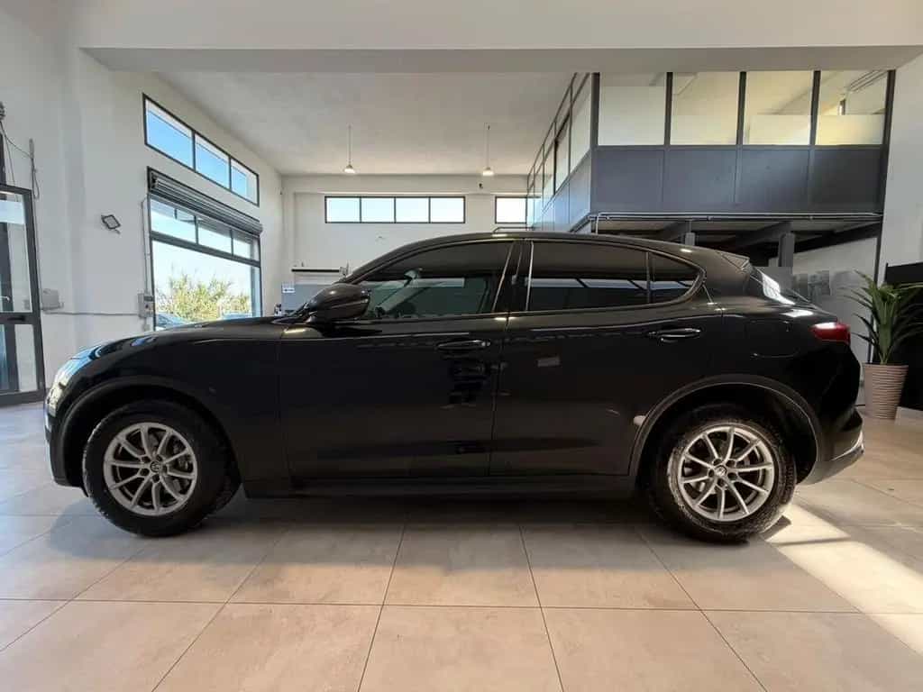 Alfa Romeo Stelvio 2.2 Turbodiesel 160 CV AT8 RW 01/2019-photo-5