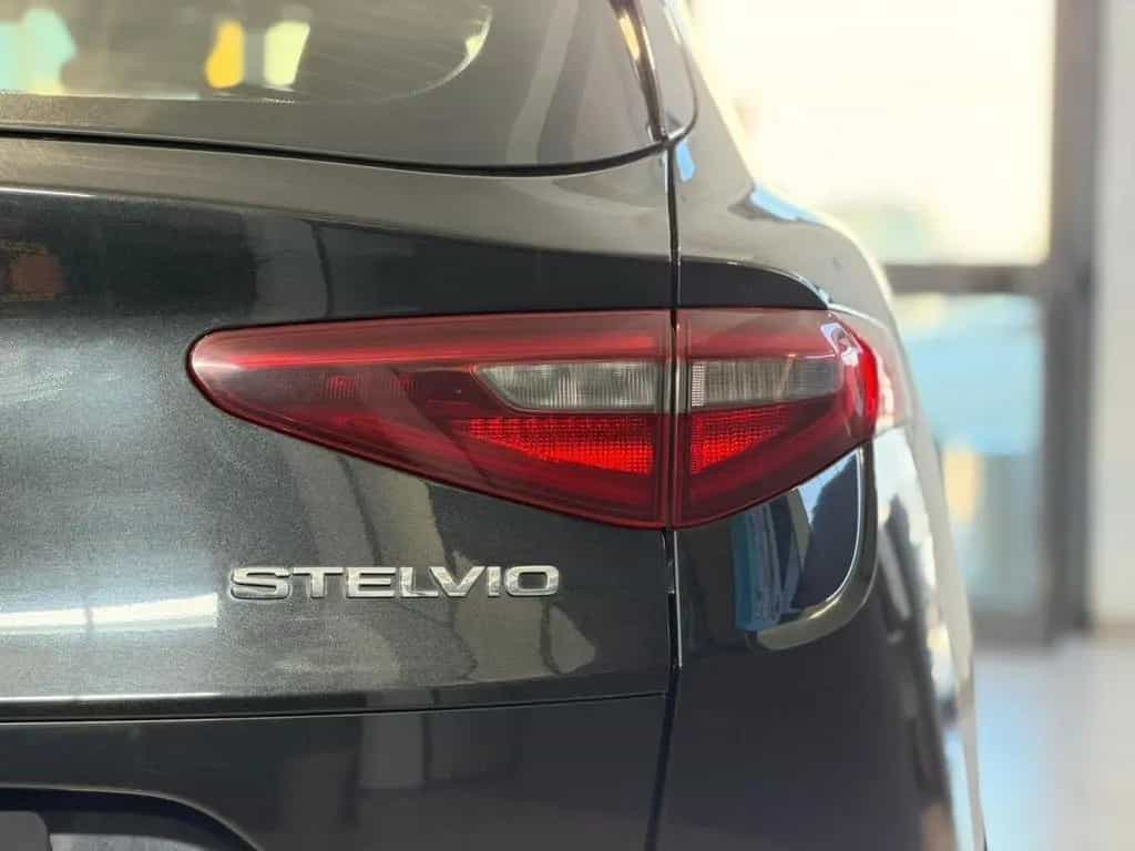 Alfa Romeo Stelvio 2.2 Turbodiesel 160 CV AT8 RW 01/2019-photo-7