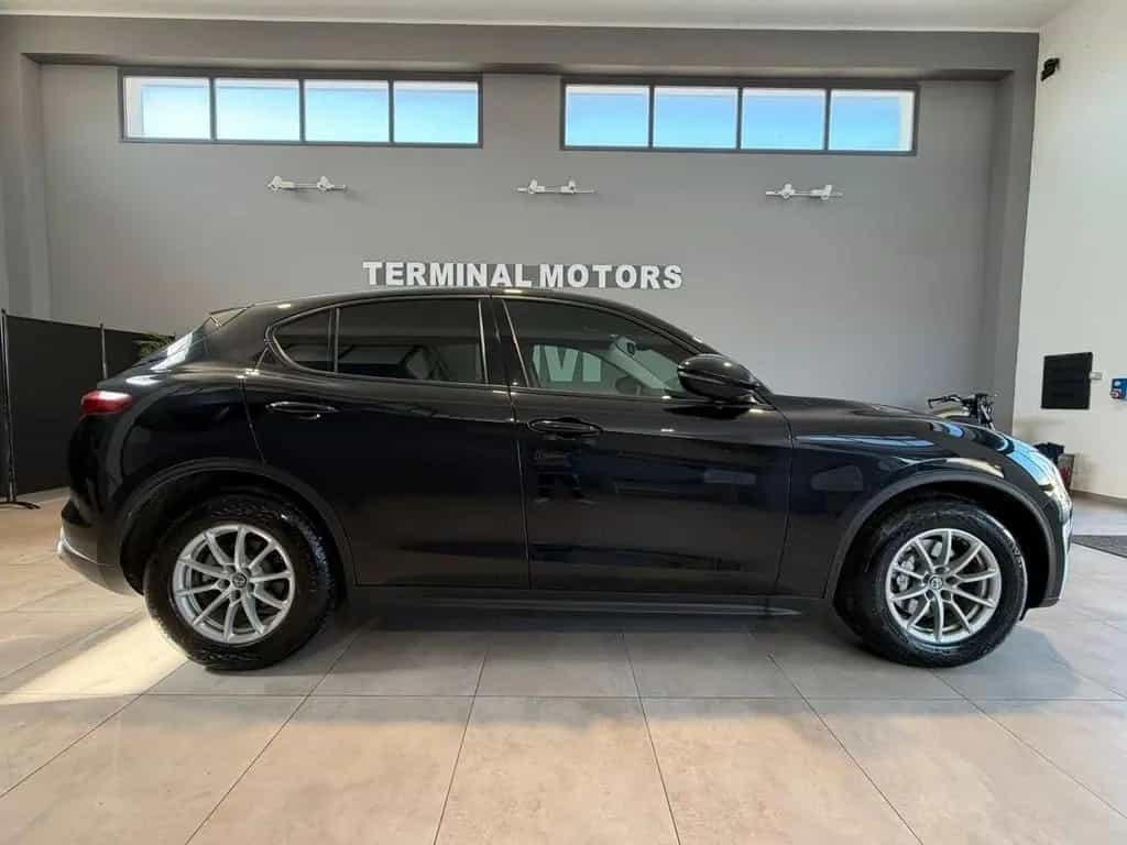 Alfa Romeo Stelvio 2.2 Turbodiesel 160 CV AT8 RW 01/2019-photo-8