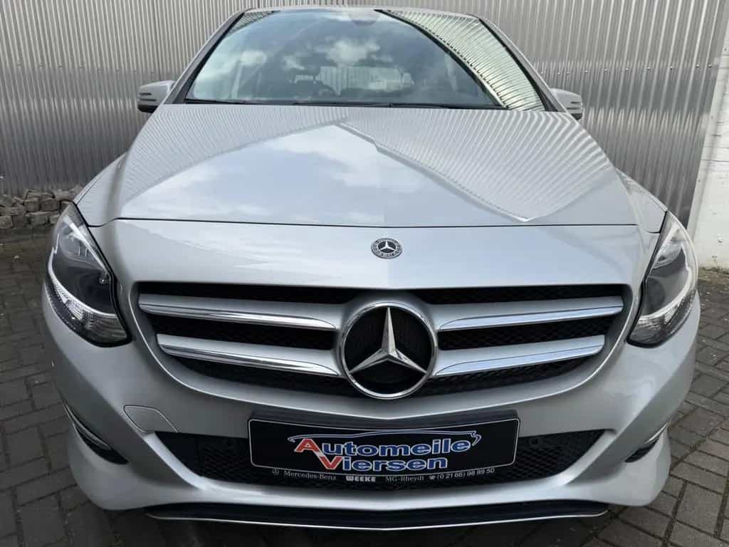 Mercedes-Benz B-Class 180 Automatik Euro 6 Navi Top Zustand 06/2017-photo-1