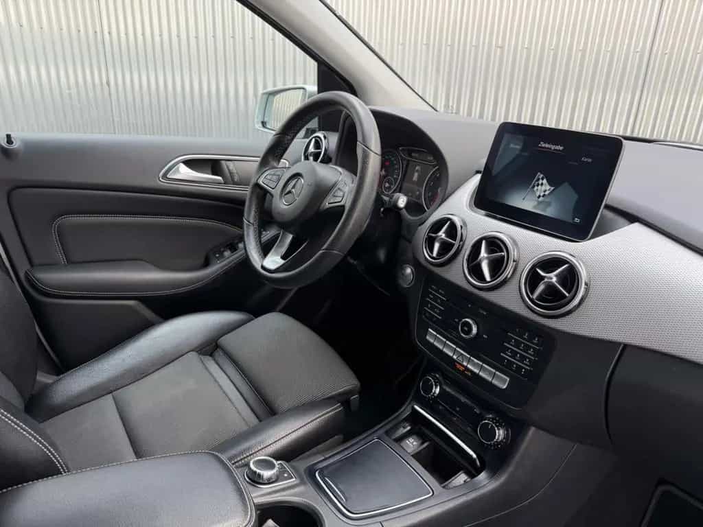 Mercedes-Benz B-Class 180 Automatik Euro 6 Navi Top Zustand 06/2017-photo-12