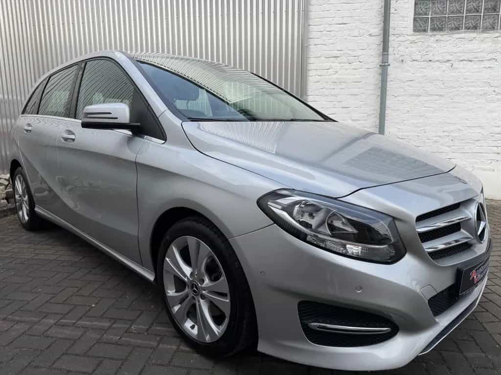 Mercedes-Benz B-Class 180 Automatik Euro 6 Navi Top Zustand 06/2017-photo-4