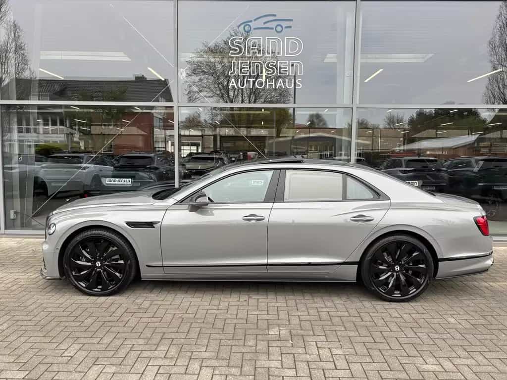 Bentley Flying Spur W12 Mansory Exclusive Black Line B&O 11/2021-photo-2