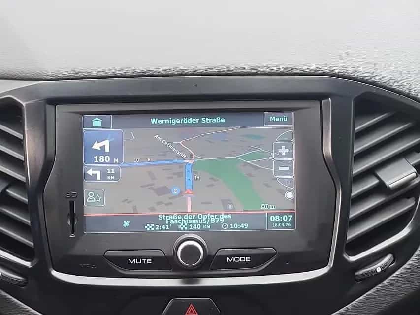 Lada Vesta SW 1.6  LUXUS+KLIMAAUTOMATIK+KAMERA+1.HAND 07/2018-photo-22