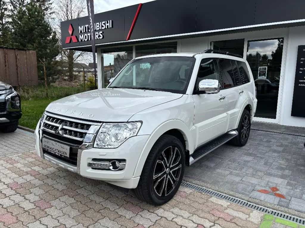 Mitsubishi Pajero 5-TFinal Edition 3.2 DI-D AT*STANDHEIZUNG 08/2018-photo-1