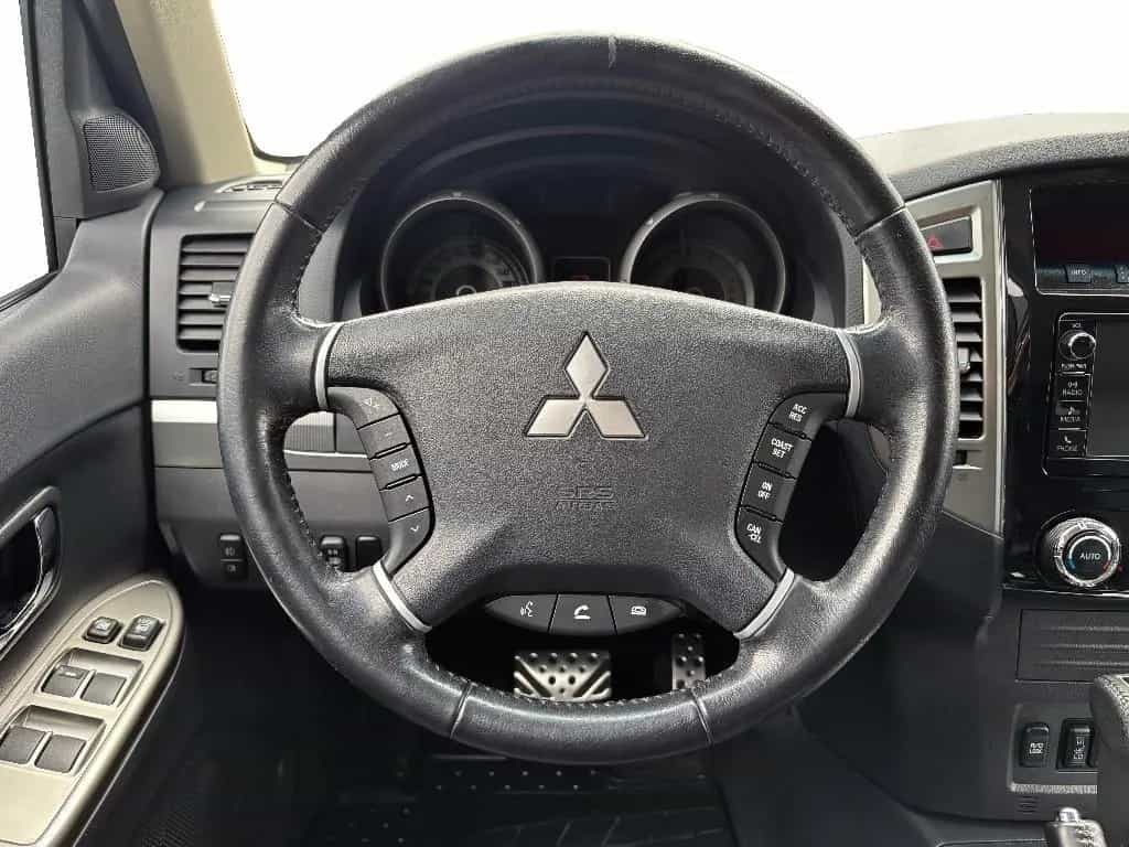Mitsubishi Pajero 5-TFinal Edition 3.2 DI-D AT*STANDHEIZUNG 08/2018-photo-7