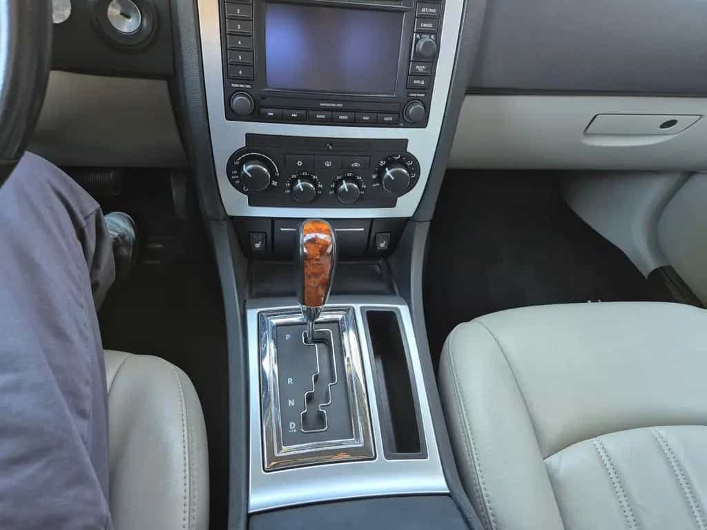 Chrysler 300C 3.0 CRD Autom. - Sommerauto HU 04/2028 12/2007-photo-11