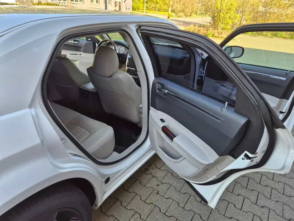 Chrysler 300C 3.0 CRD Autom. - Sommerauto HU 04/2028 12/2007-photo-14