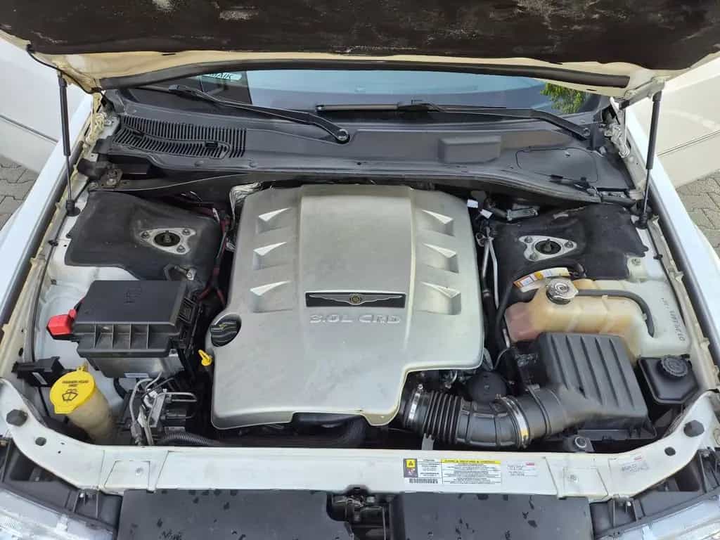Chrysler 300C 3.0 CRD Autom. - Sommerauto HU 04/2028 12/2007-photo-19