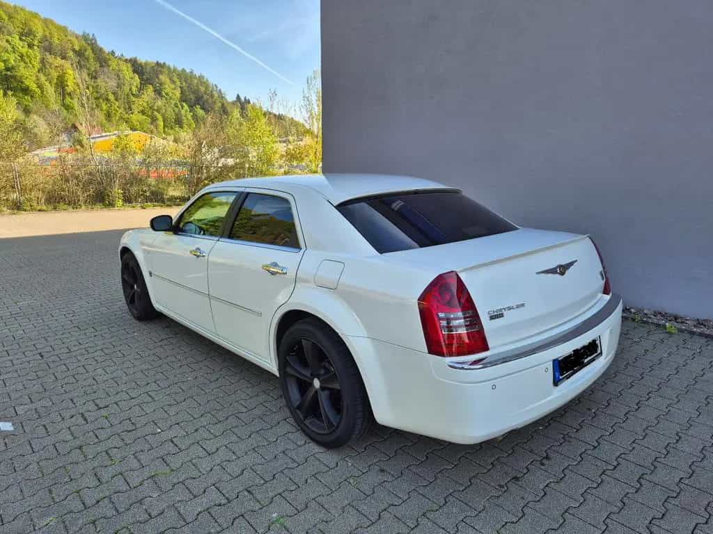 Chrysler 300C 3.0 CRD Autom. - Sommerauto HU 04/2028 12/2007-photo-5