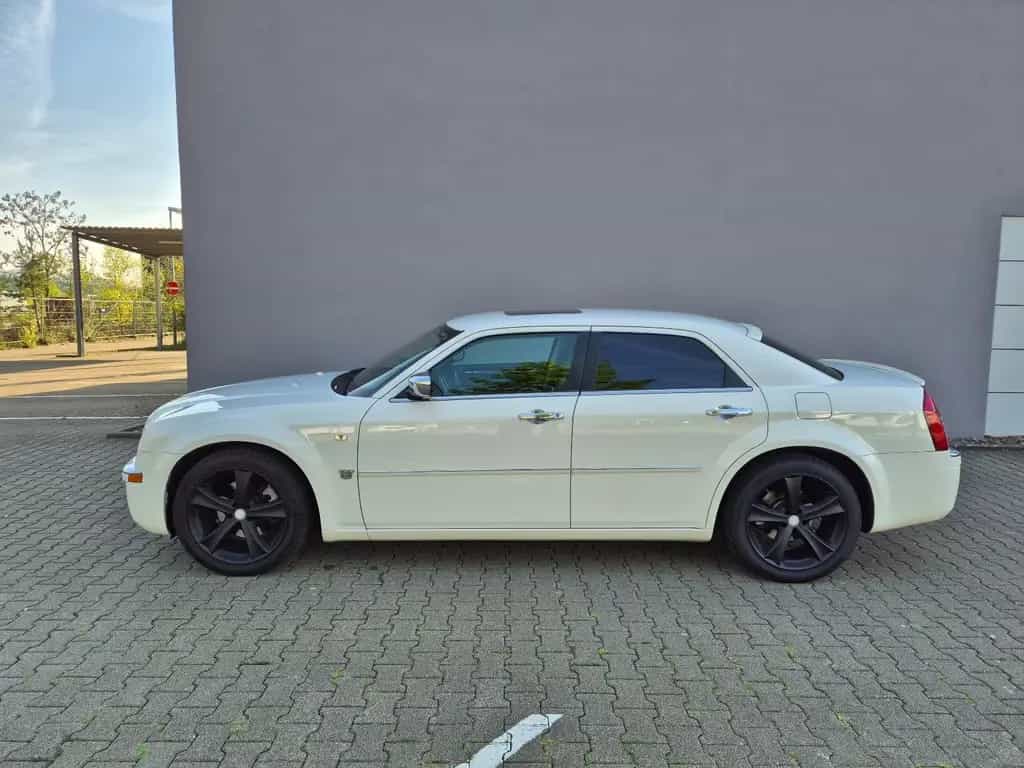 Chrysler 300C 3.0 CRD Autom. - Sommerauto HU 04/2028 12/2007-photo-6