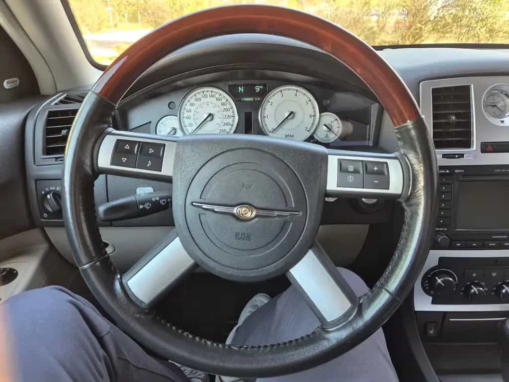 Chrysler 300C 3.0 CRD Autom. - Sommerauto HU 04/2028 12/2007-photo-9