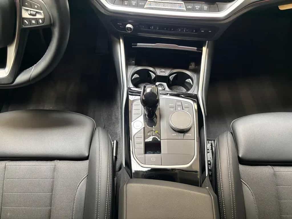 BMW 320 3er - 320 d Sport Line|Live Cockpit|LED|PDC 02/2022-photo-11