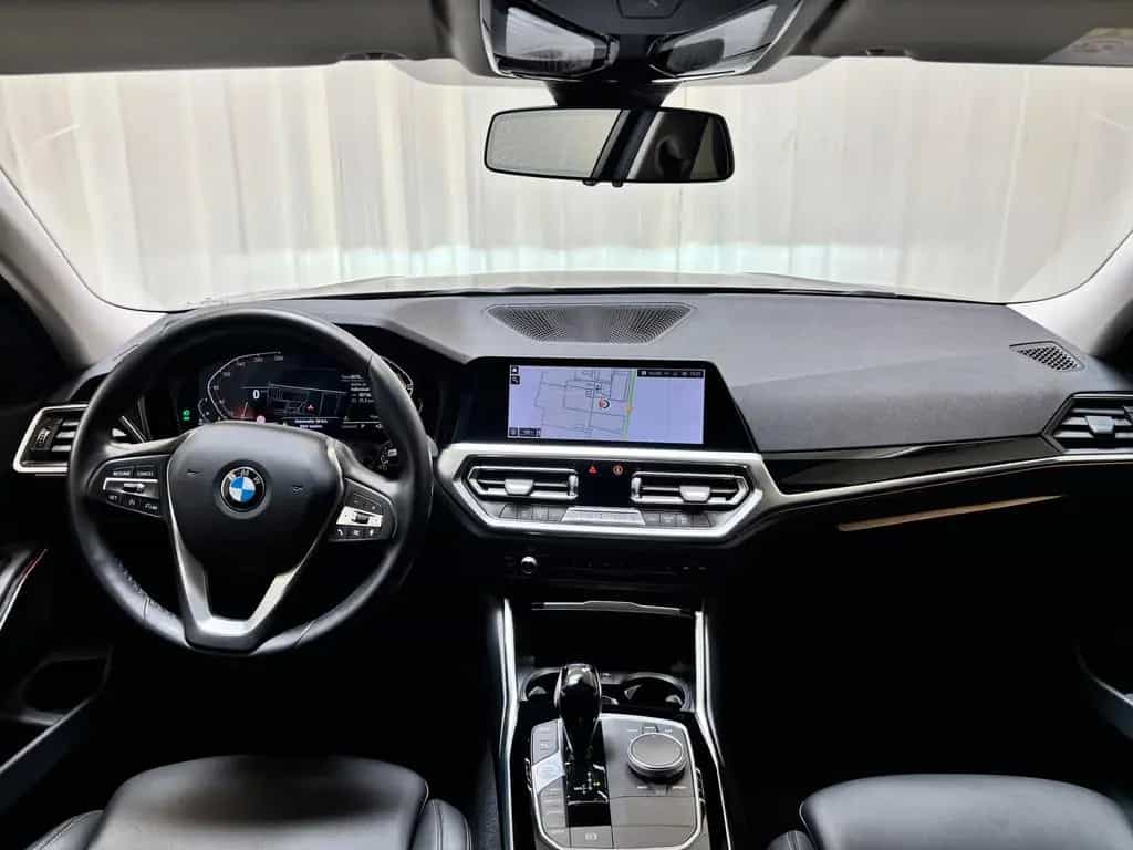 BMW 320 3er - 320 d Sport Line|Live Cockpit|LED|PDC 02/2022-photo-8