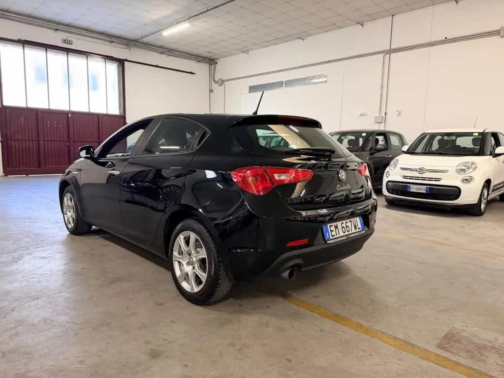 Alfa Romeo Giulietta 1.4 Turbo 105 CV Progressio 04/2012-photo-6