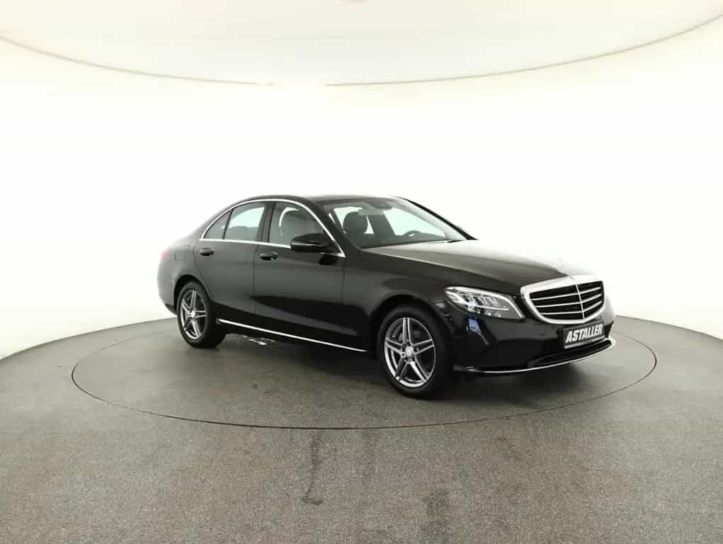 Mercedes-Benz C 180 Exclusive+Avantgarde LED+Nav+SHZ+8f.Bereif 05/2019-photo-3