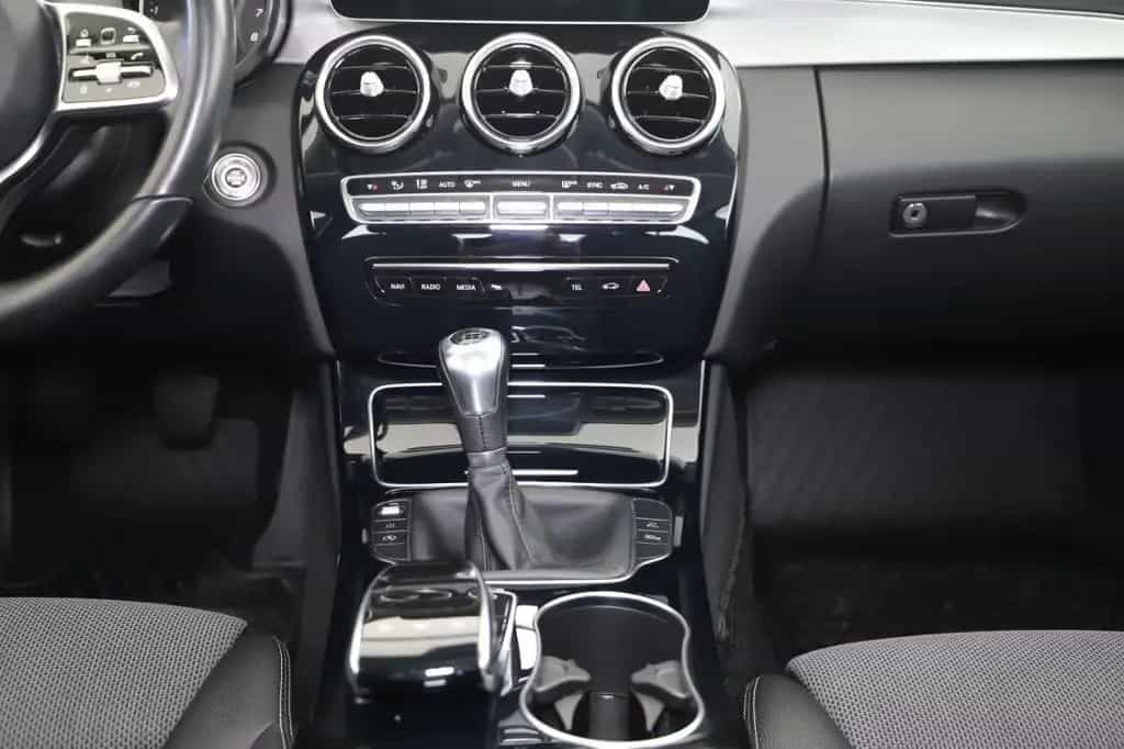 Mercedes-Benz C 180 Exclusive+Avantgarde LED+Nav+SHZ+8f.Bereif 05/2019-photo-9