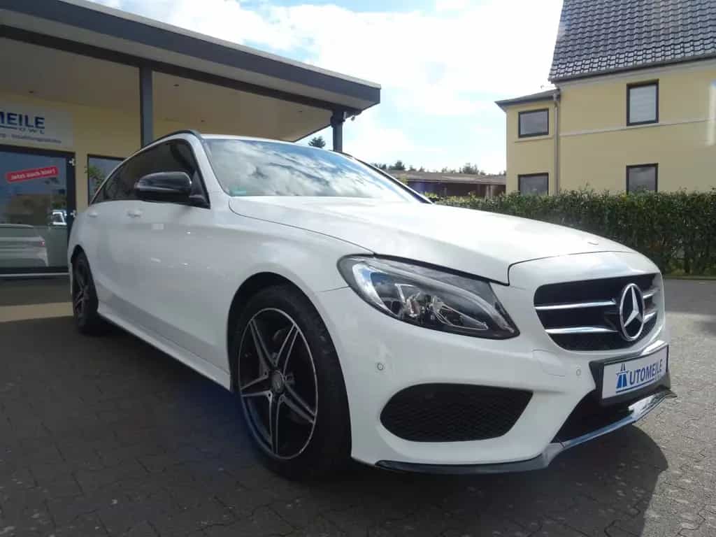 Mercedes-Benz C 180 T AMG LED NAVI LEDER PDC SHZ BLUET. 09/2015-photo-1