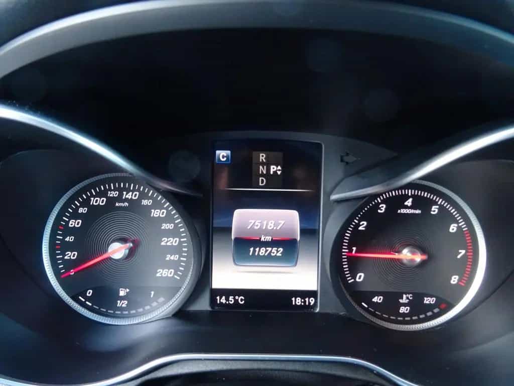 Mercedes-Benz C 180 T AMG LED NAVI LEDER PDC SHZ BLUET. 09/2015-photo-16