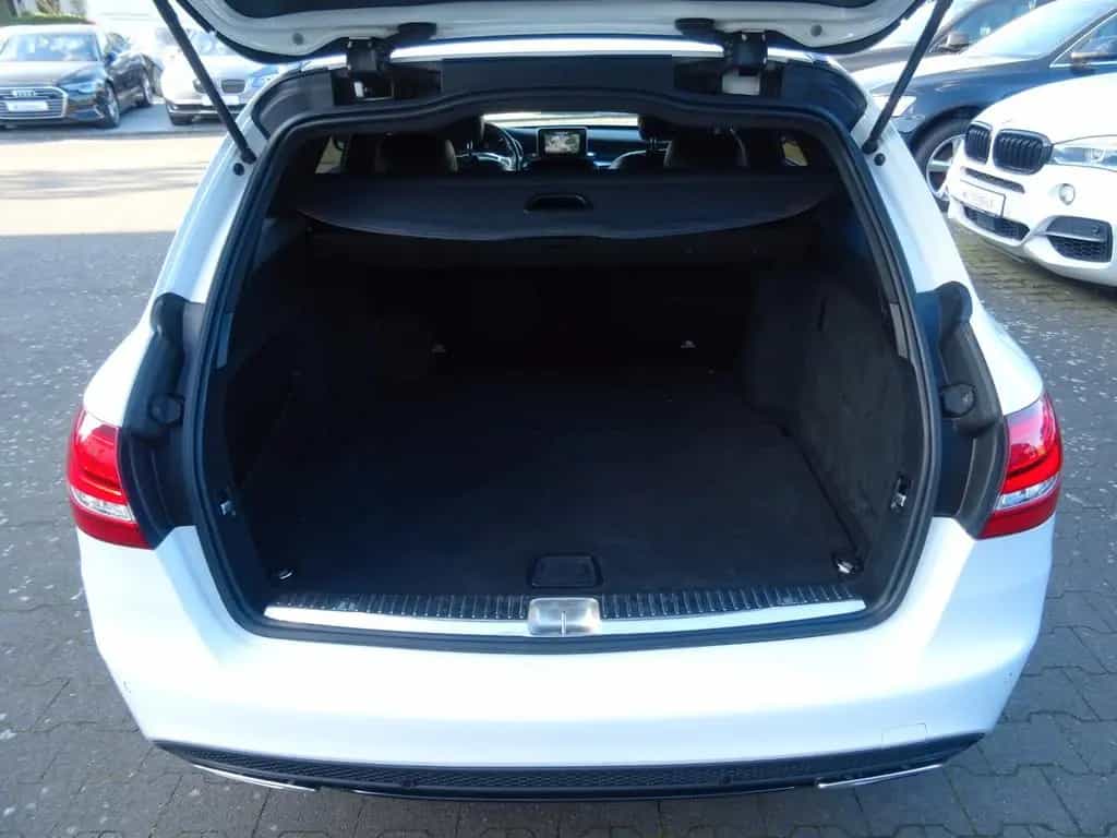 Mercedes-Benz C 180 T AMG LED NAVI LEDER PDC SHZ BLUET. 09/2015-photo-7