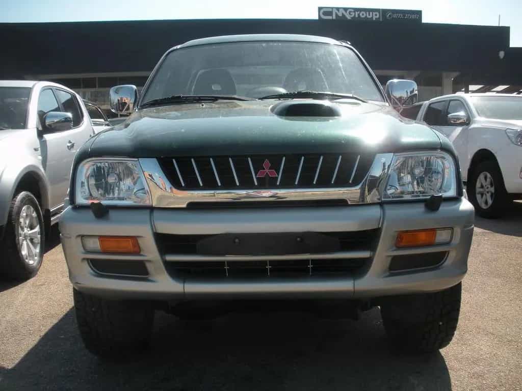 Mitsubishi L200 2.5 TDI 4WD Double Cab GLS Air 04/2004-photo-0