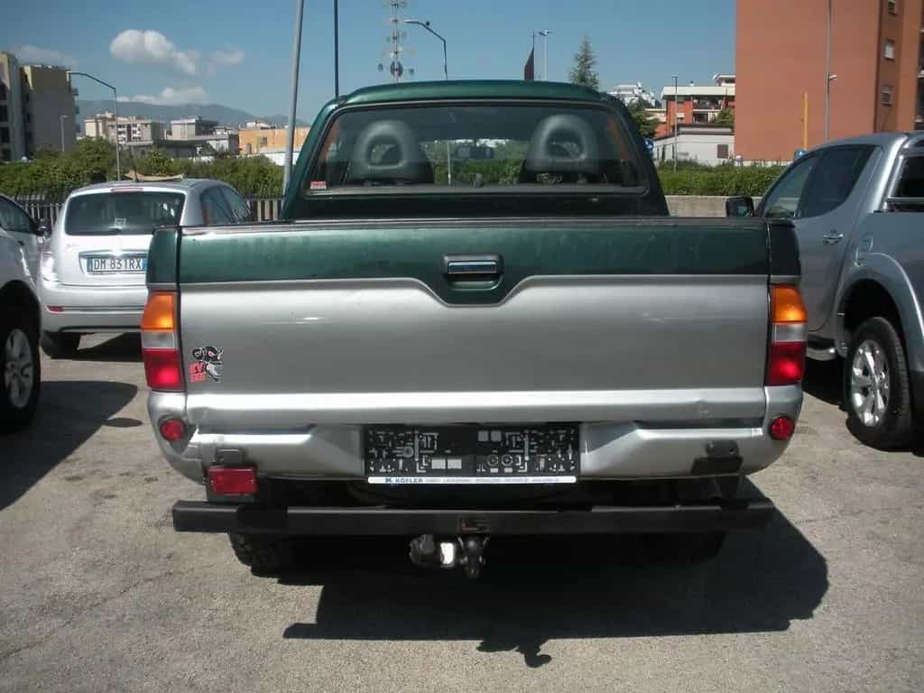 Mitsubishi L200 2.5 TDI 4WD Double Cab GLS Air 04/2004-photo-4