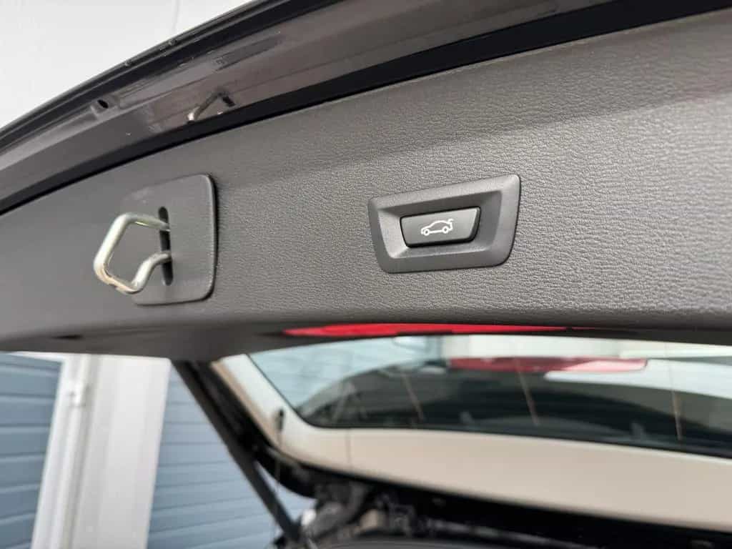 BMW X1 sDrive 18 i Advantage/SHZ/PDC/Navi/LED 05/2018-photo-14