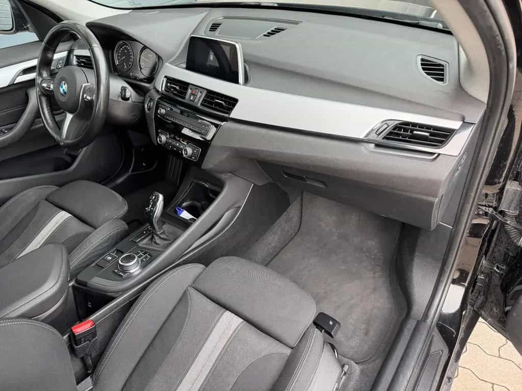 BMW X1 sDrive 18 i Advantage/SHZ/PDC/Navi/LED 05/2018-photo-15