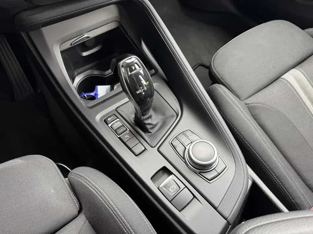 BMW X1 sDrive 18 i Advantage/SHZ/PDC/Navi/LED 05/2018-photo-26