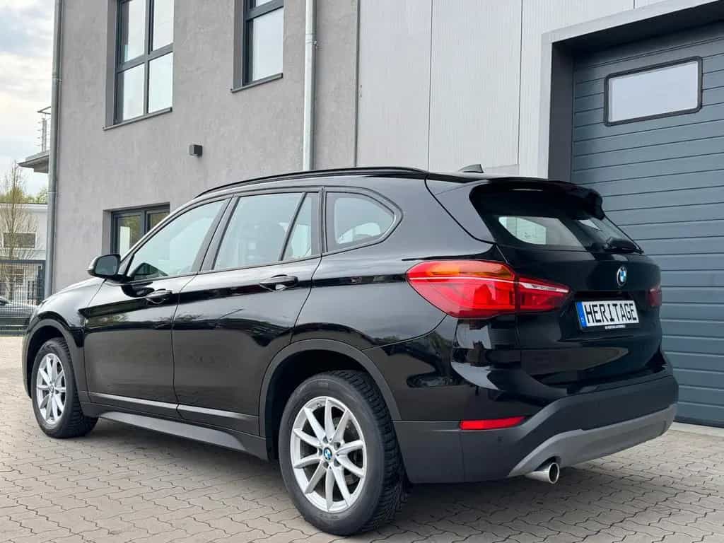 BMW X1 sDrive 18 i Advantage/SHZ/PDC/Navi/LED 05/2018-photo-4