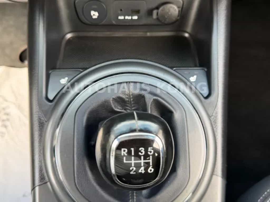 Kia Sportage Vision 2WD 10/2012-photo-23